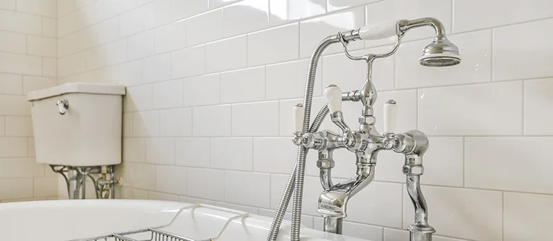 Bathtub Plumbing Installation in Old Toronto, Toronto