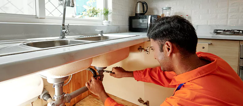 High Rise Toilet Repair and Replacement in Old Toronto, Toronto